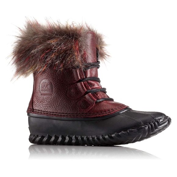 Sorel Shoes - Sorel Out N About Fur Lux Boots
